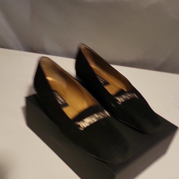 Stuart Weitzman Black Flats with Silver Accents - Picture 6 of 9